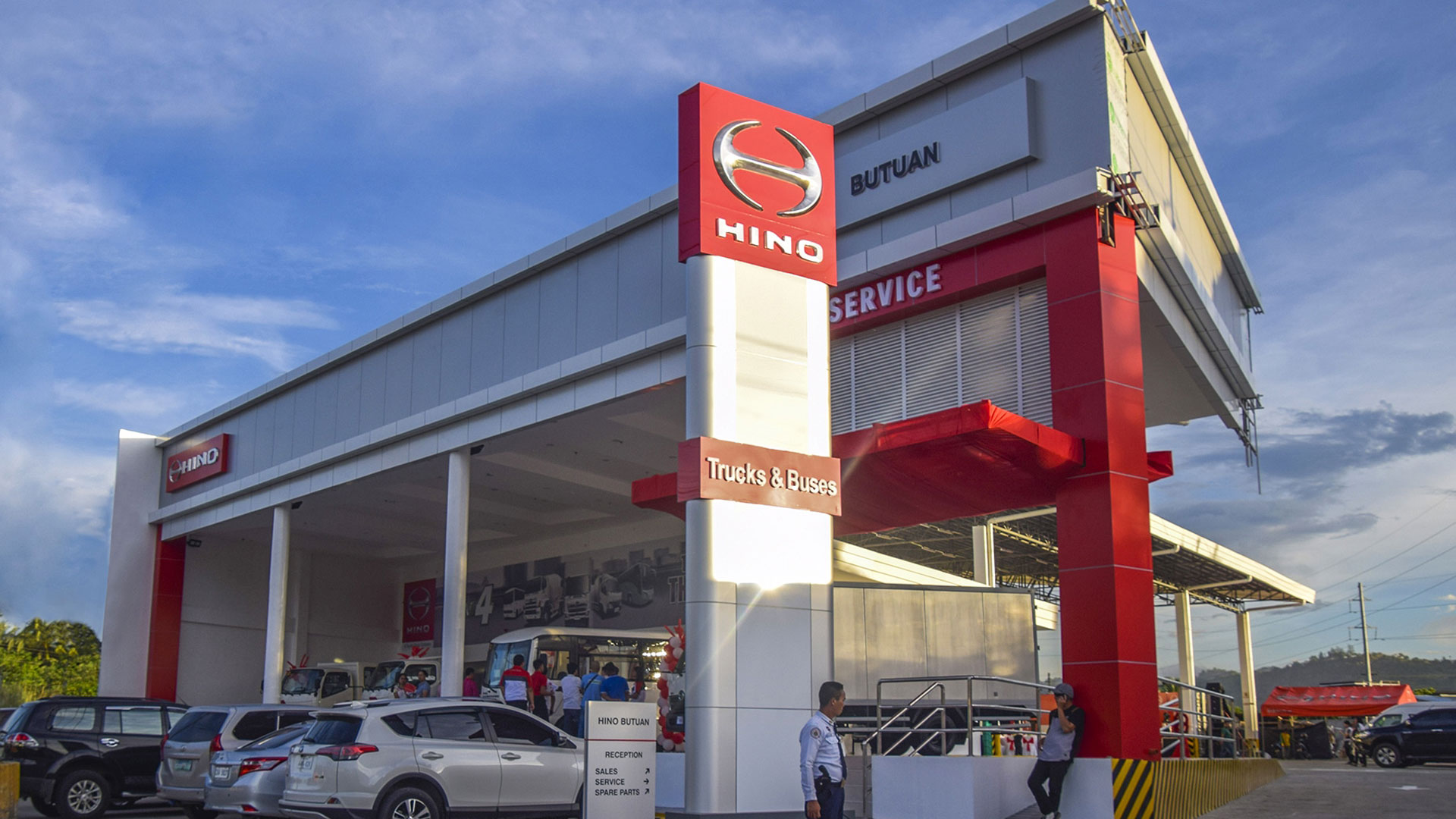 Truckmaker Hino opens fourth new dealership for 2019