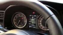 A kilometer lost for every four minutes of AC idling